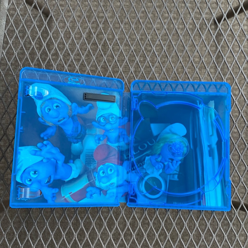 The Smurfs DVD & Blu-Ray Movie DVD 📀 Bundle (2) - Picture 15 of 16